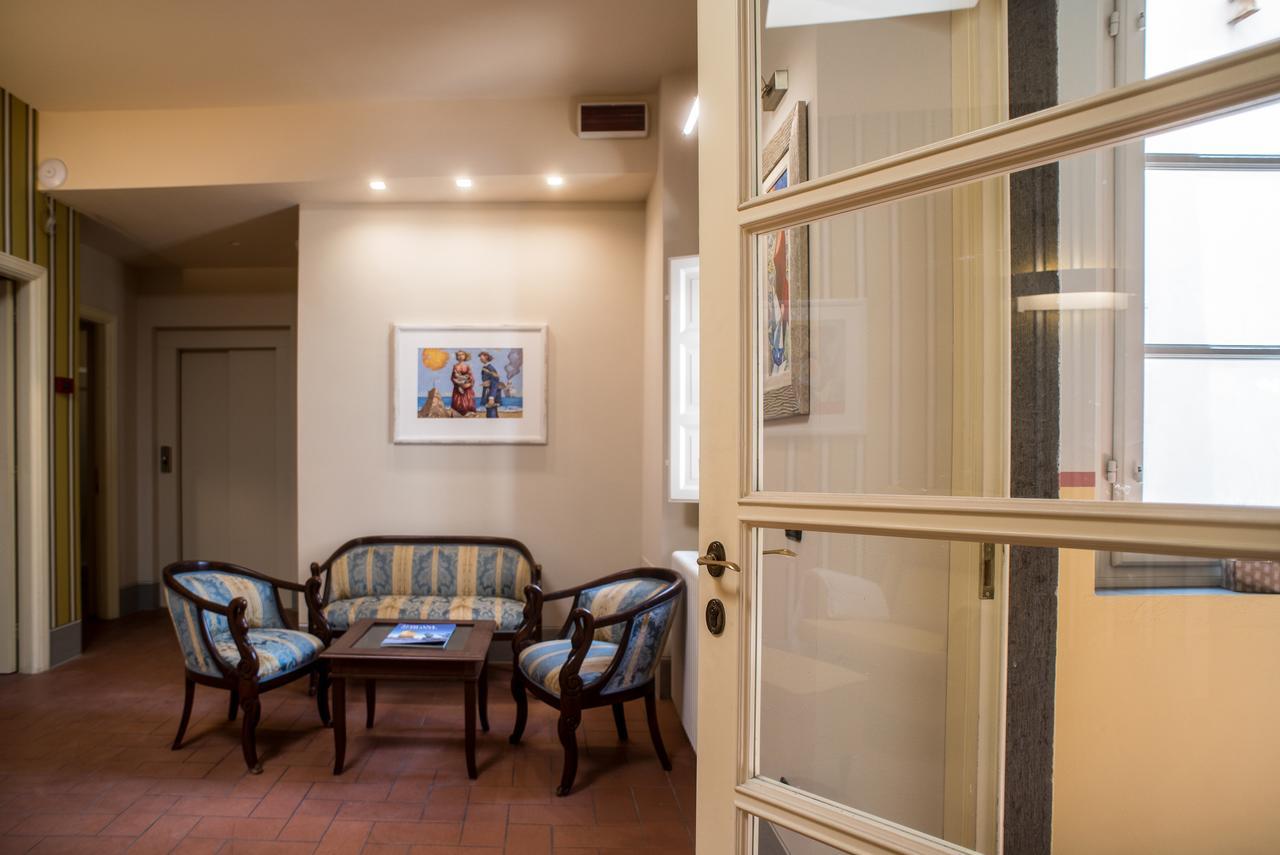 B&B Residenza Di Via Fontana Lucca Dış mekan fotoğraf