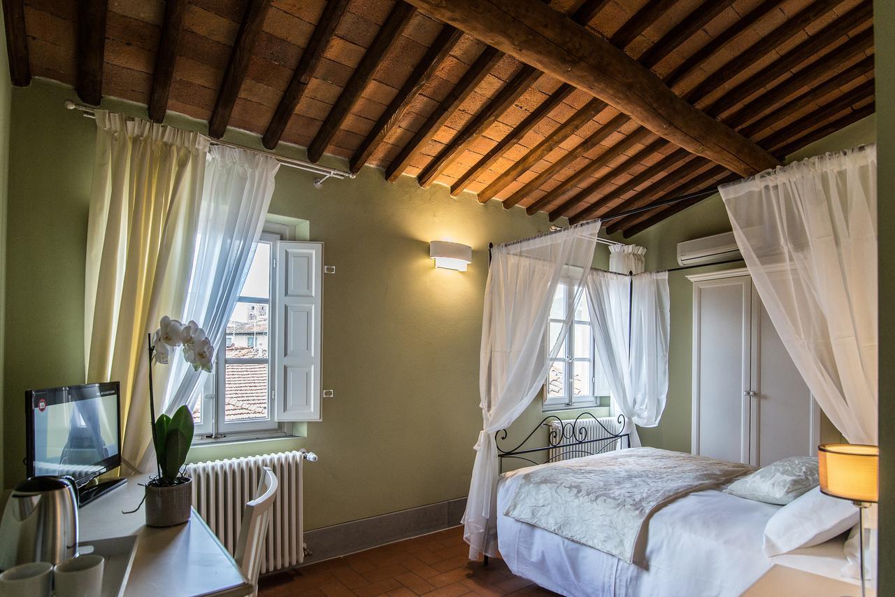 B&B Residenza Di Via Fontana Lucca Dış mekan fotoğraf