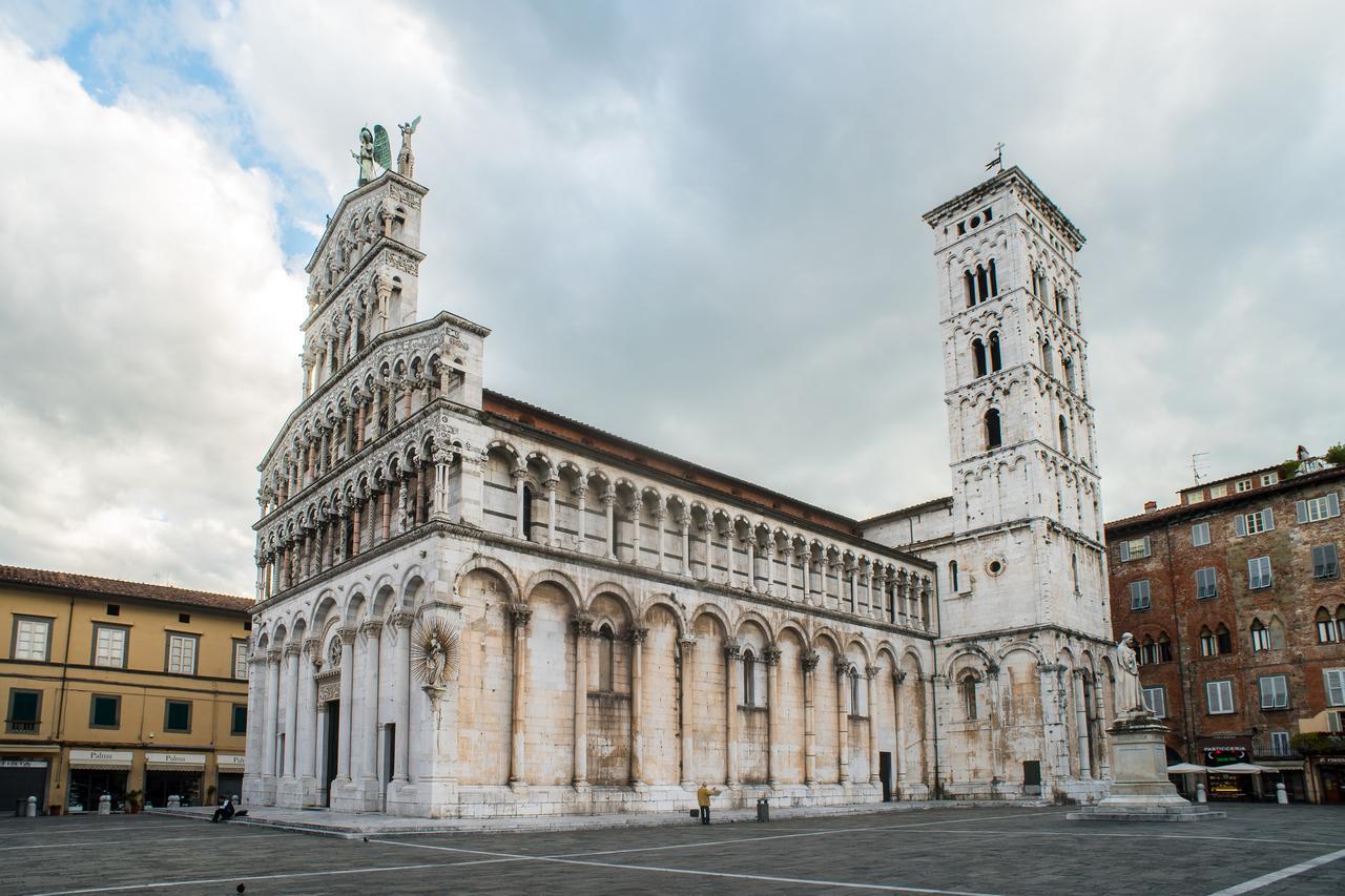 B&B Residenza Di Via Fontana Lucca Dış mekan fotoğraf