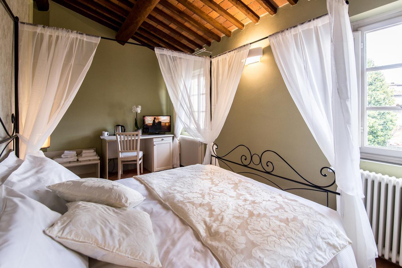 B&B Residenza Di Via Fontana Lucca Dış mekan fotoğraf
