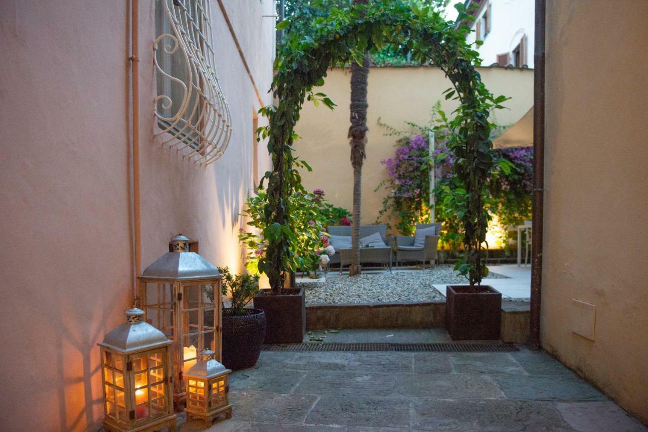 B&B Residenza Di Via Fontana Lucca Dış mekan fotoğraf